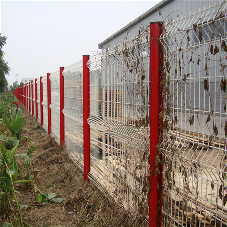 安徽桃型柱護(hù)欄網(wǎng)