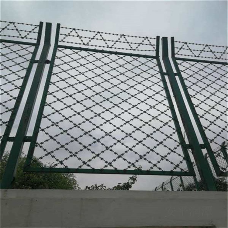 監(jiān)獄鋼網(wǎng)墻的常見規(guī)格